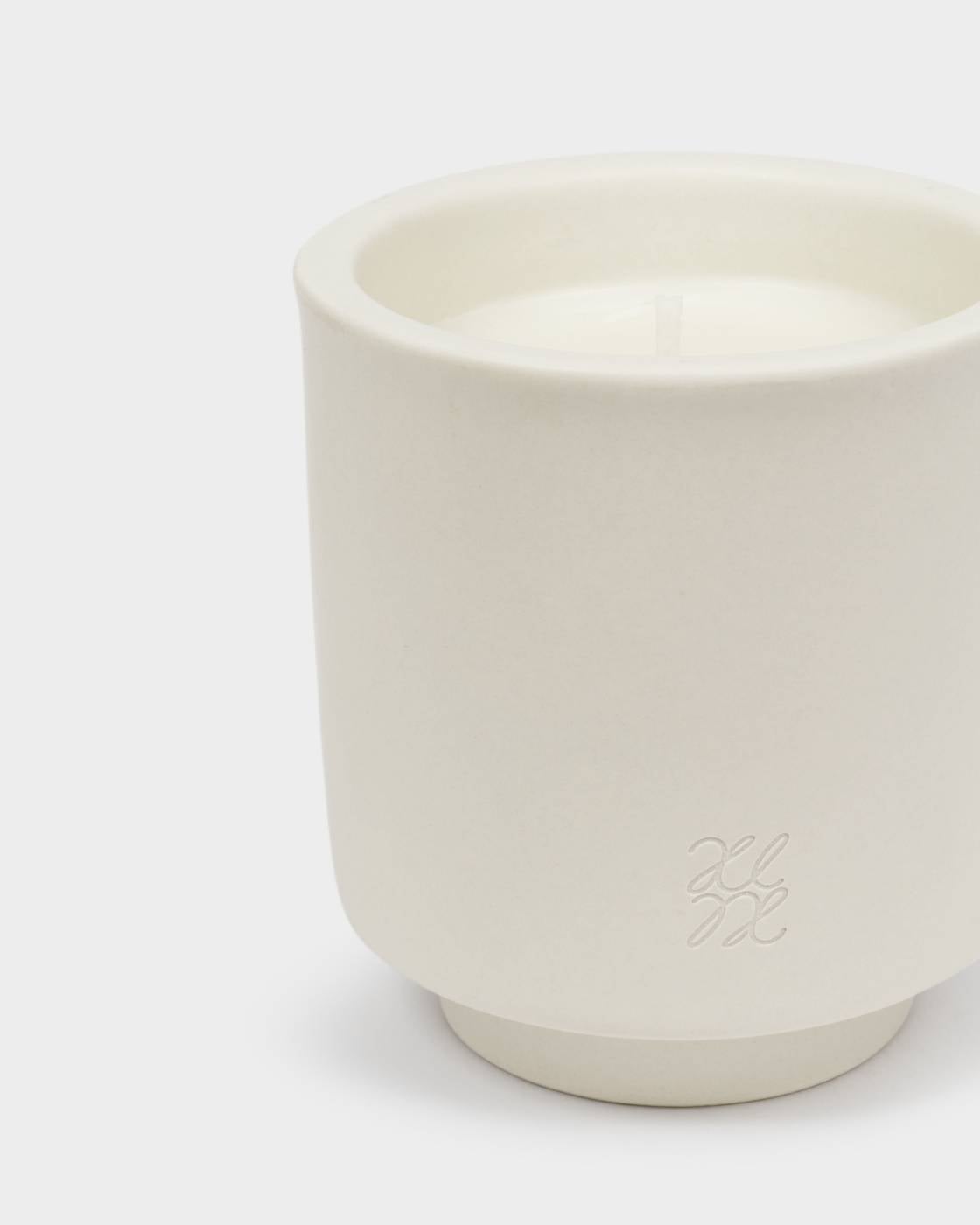 Katie Loxton Ceramic Sentiment Candle Joyeux Noel Frosted Pine And Cedarwood