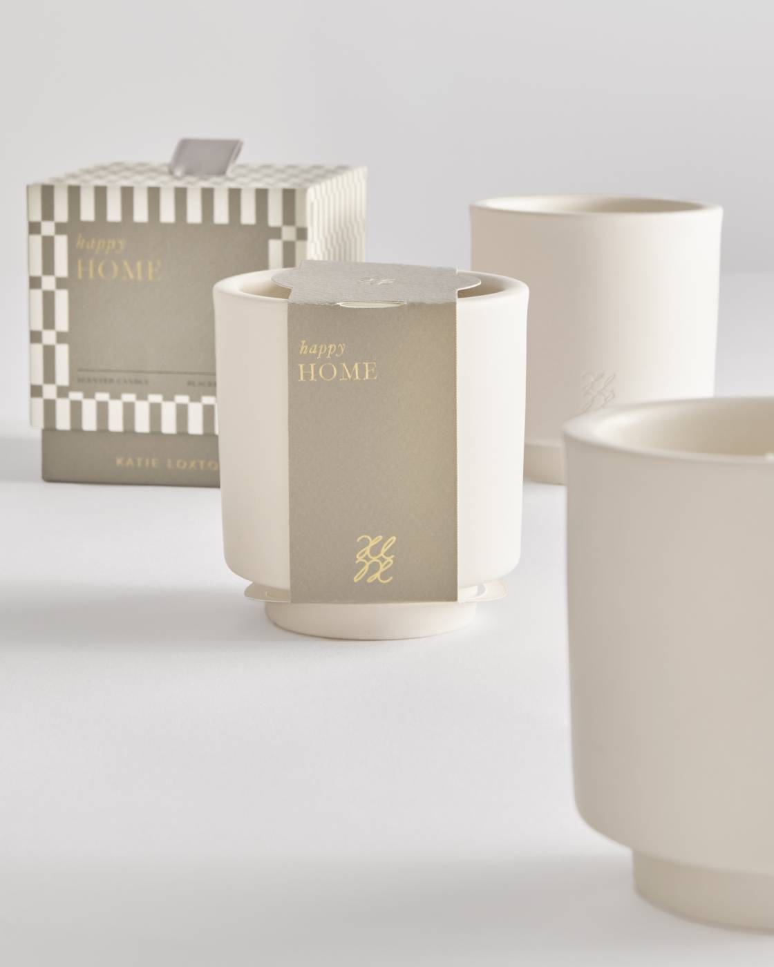 Katie Loxton Ceramic Sentiment Candle Happy Home Blackberry Noir